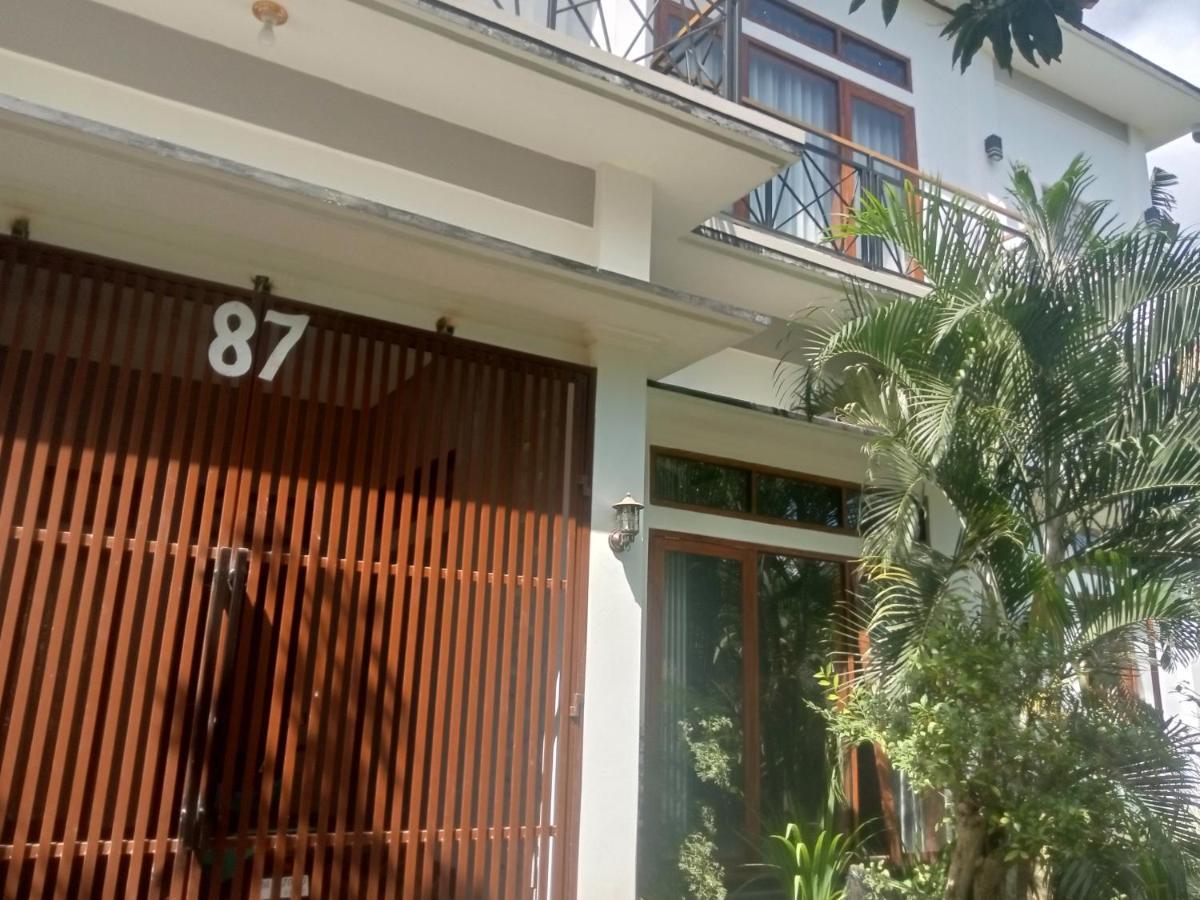 Warm Villas Lombok Kuta  Kültér fotó