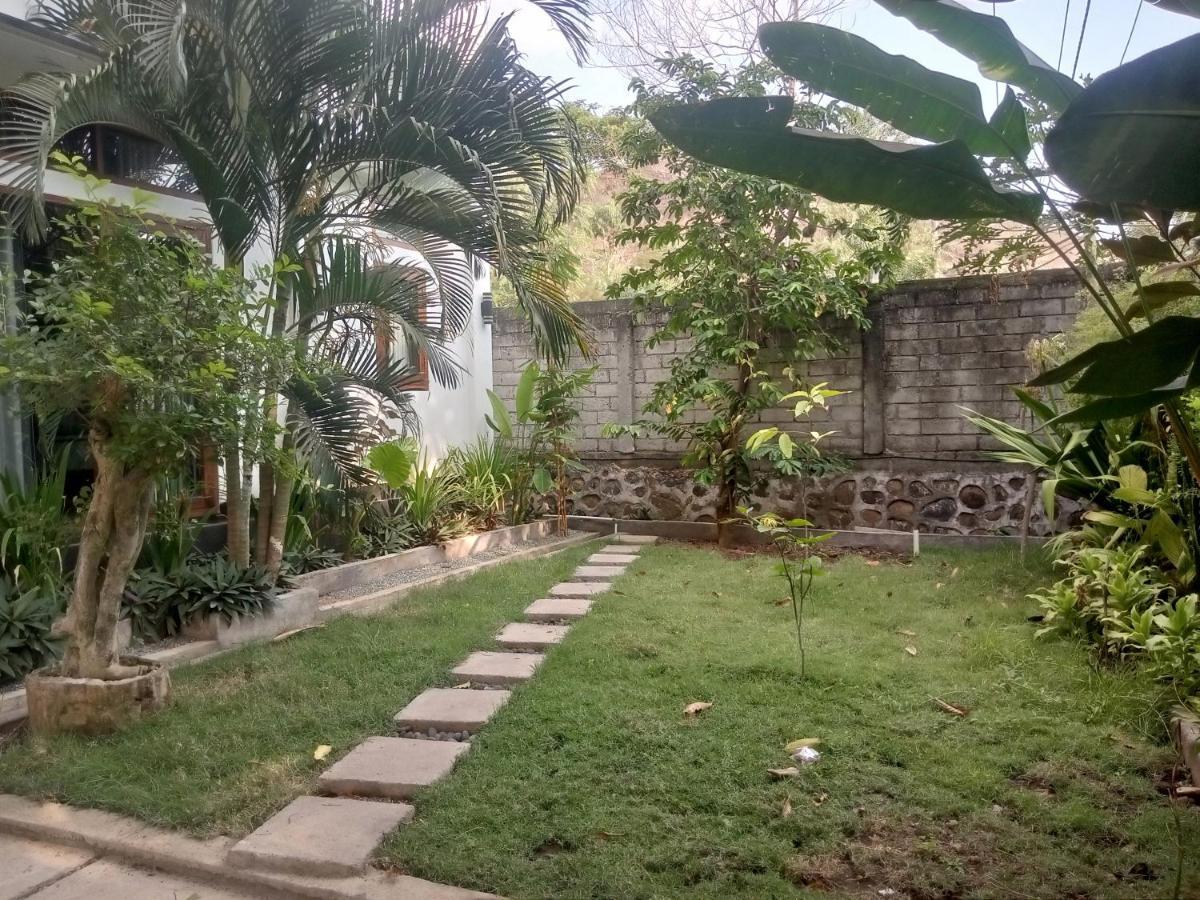 Warm Villas Lombok Kuta  Kültér fotó